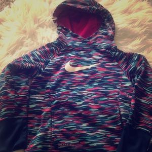 NIKE GIRLS HOODIE